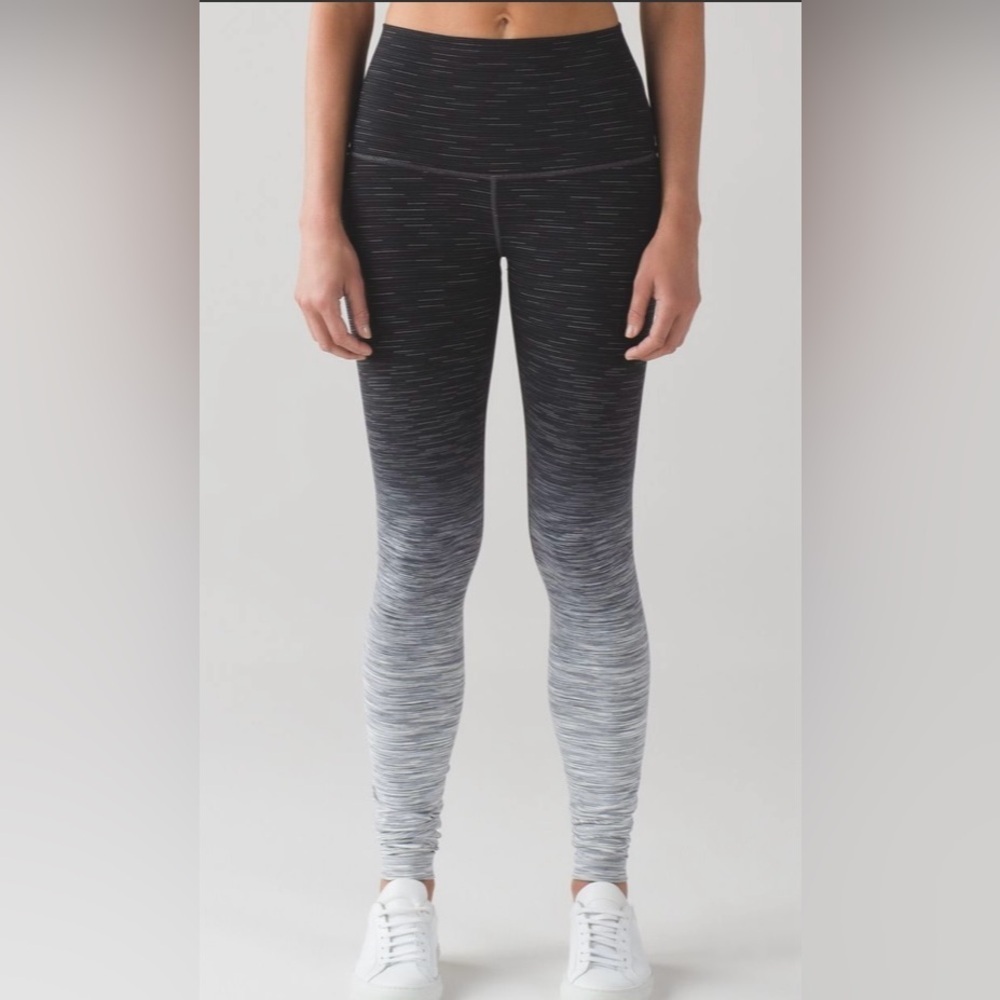 Lululemon Wunder Under Hi-Rise Tight
Ombre Space Dye Black Deep Coal size 8